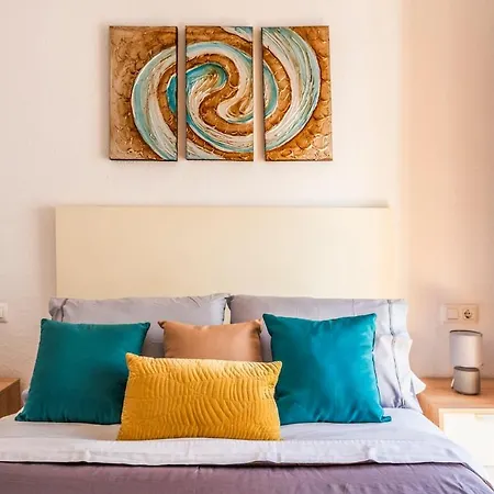 Charming In Downtown Apartment Sevilla